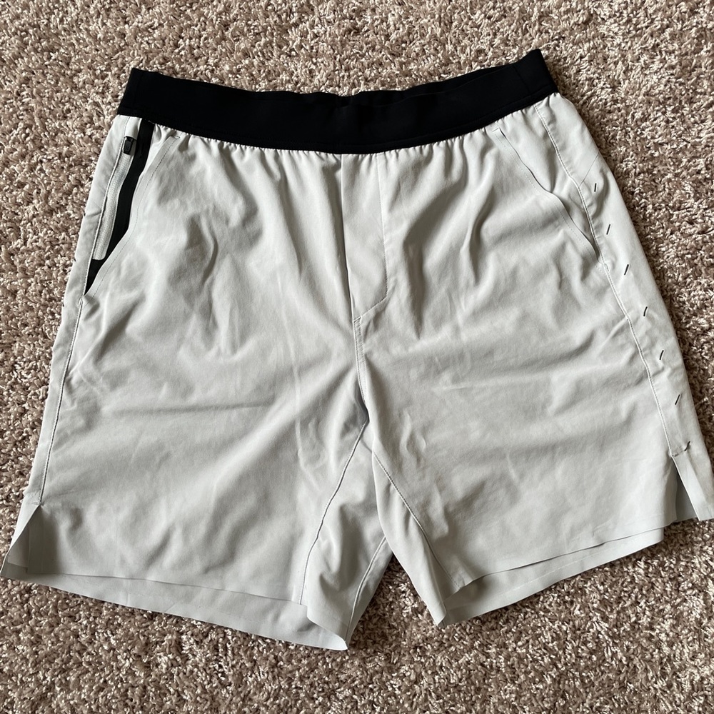 Ten Thousand Men’s shorts White/Black